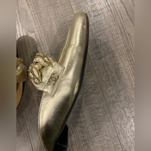 Chanel Metallic gold Leather Braided Chain Mule - Picture 4 of 11